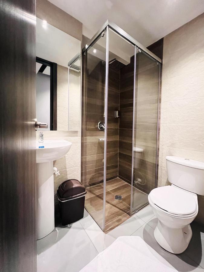 Hotel Htl Bogota Bagian luar foto