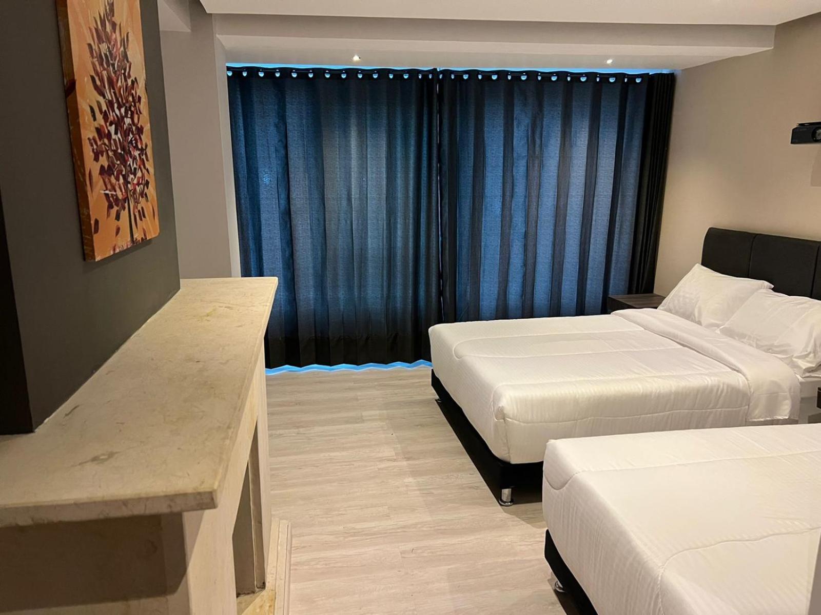 Hotel Htl Bogota Bagian luar foto