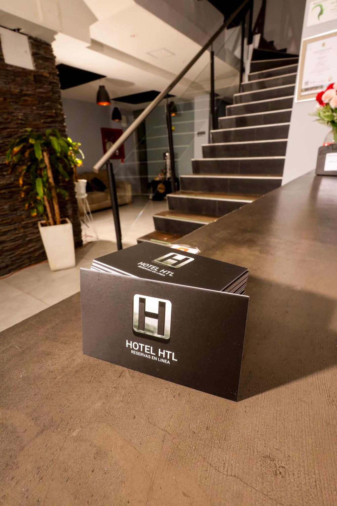Hotel Htl Bogota Bagian luar foto