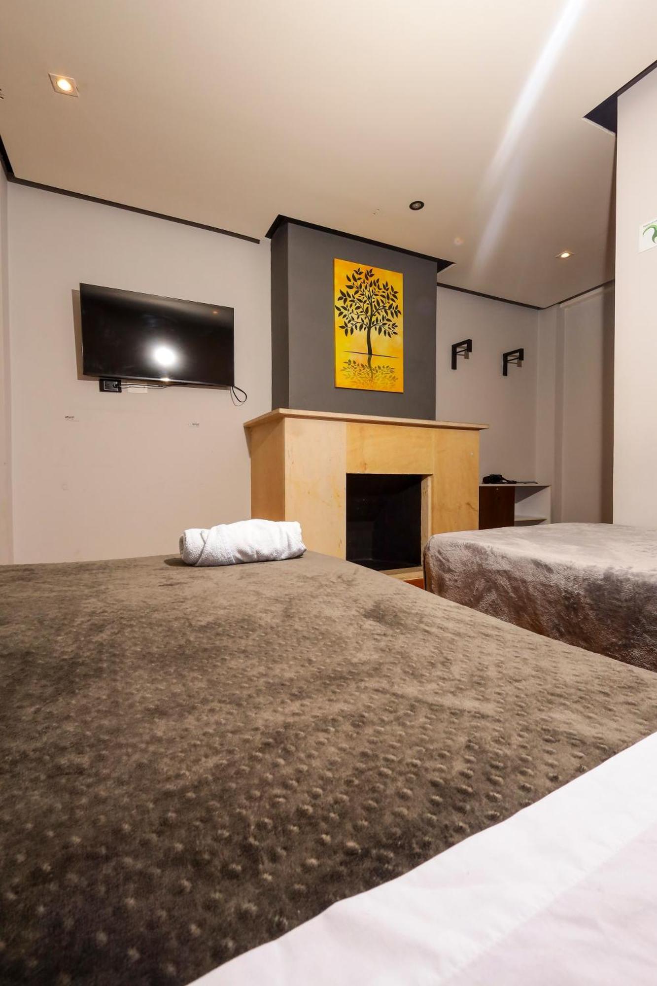 Hotel Htl Bogota Bagian luar foto
